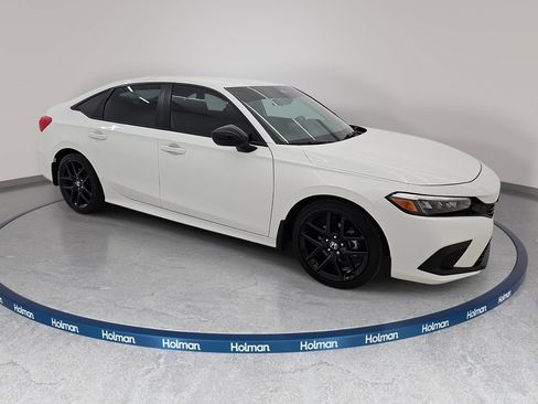 Used 2024 Honda Civic Sport image 5