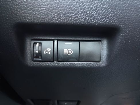 Used 2025 Toyota RAV4 LE image 20