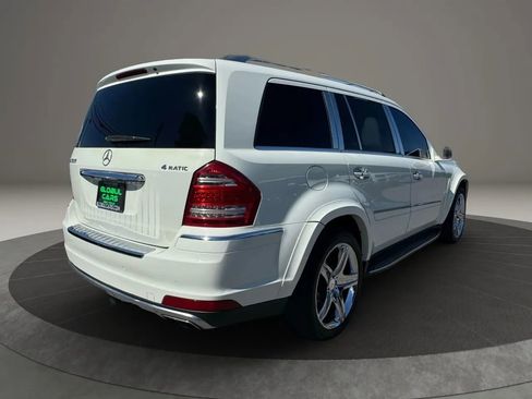 Used 2012 Mercedes-Benz GL 550 4MATIC image 4
