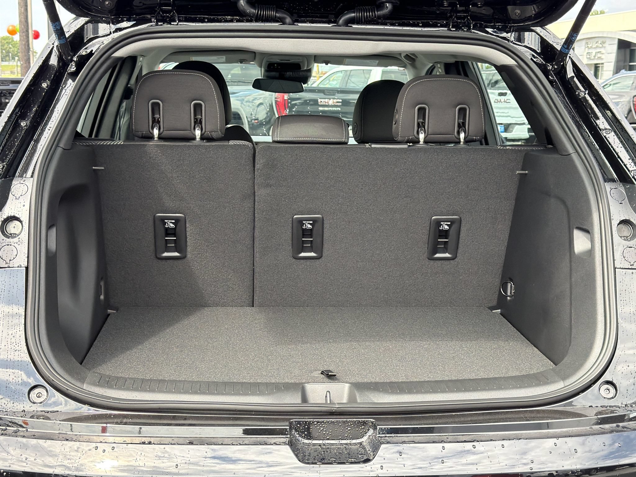 New 2027 Chevrolet Bolt LT w/ Comfort Package FWD image 16