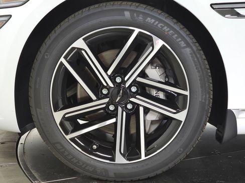 New 2026 Genesis G80 2.5T Advanced AWD/4WD image 8