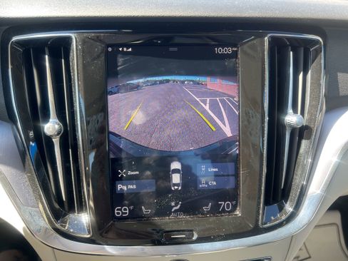 Used 2020 Volvo S60 T6 Momentum AWD/4WD image 14