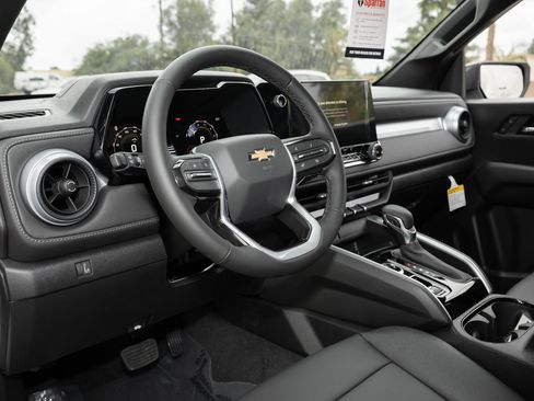 New 2026 Chevrolet Colorado LT image 30