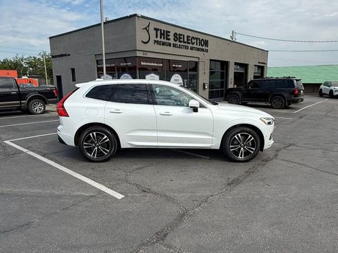 Used 2018 Volvo XC60 T5 Momentum w/ Convenience Package AWD/4WD image 18