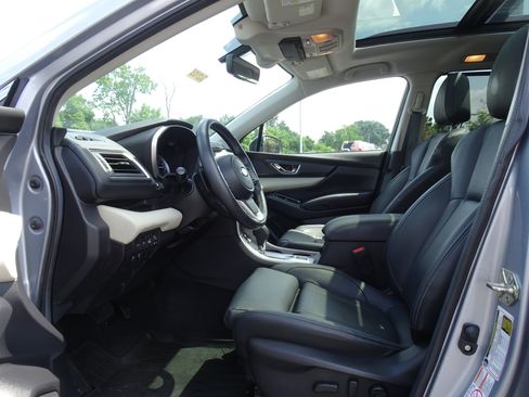 Used 2020 Subaru Ascent Limited w/ Technology Package AWD/4WD image 2