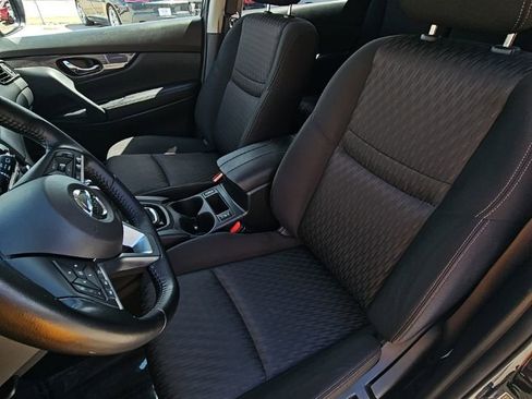 Used 2020 Nissan Rogue S w/ Special Edition Package image 20