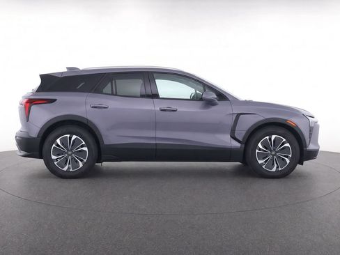 Used 2024 Chevrolet Blazer EV LT AWD/4WD image 4