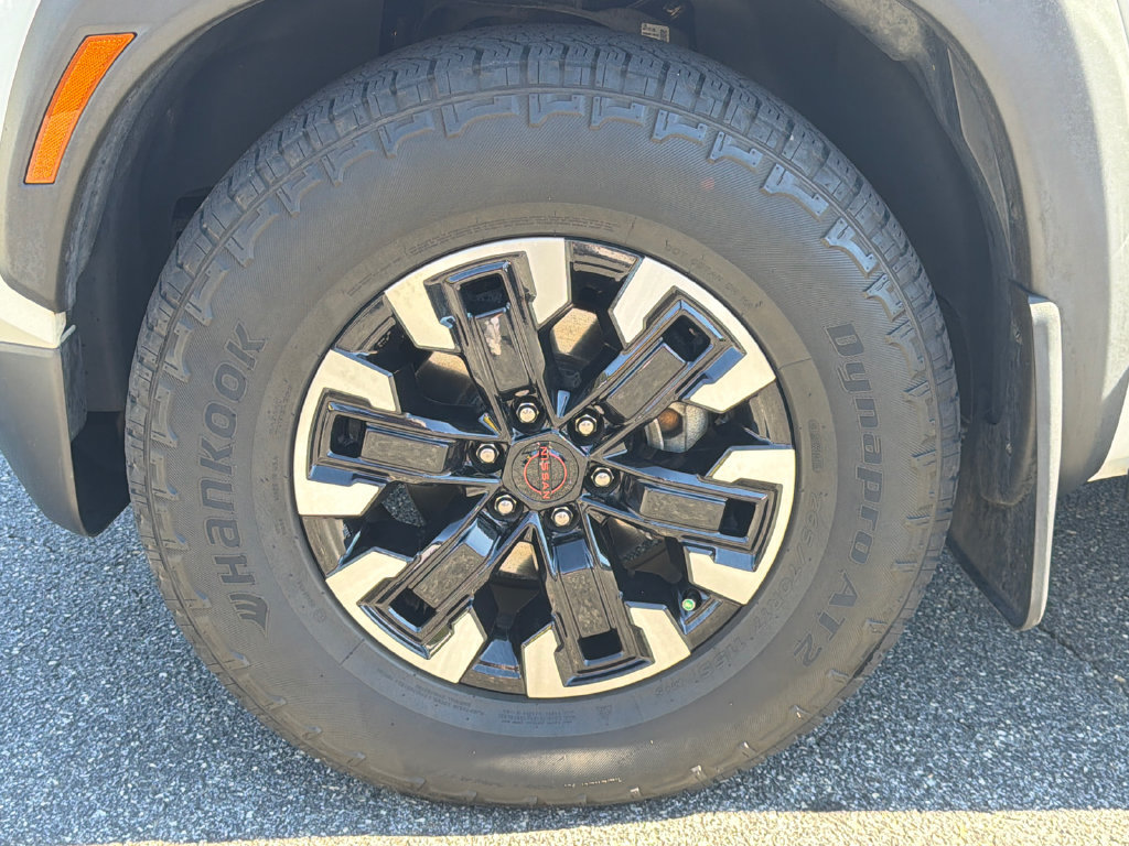 Used 2023 Nissan Frontier Pro-X w/ Tow Package RWD image 11