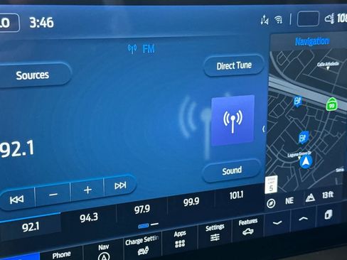 Used 2023 Ford F150 Lightning XLT AWD/4WD image 19