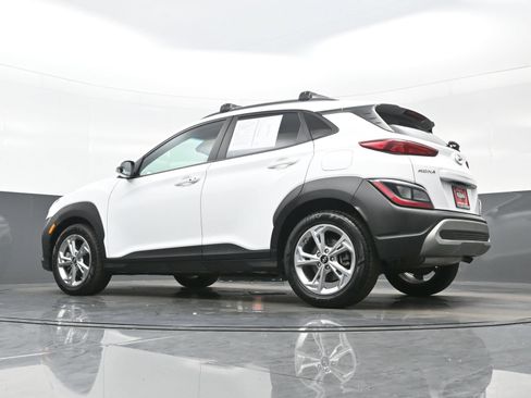 Used 2023 Hyundai Kona SEL AWD/4WD image 28