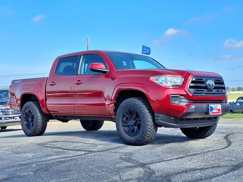 Used 2019 Toyota Tacoma 2WD Double Cab image 3
