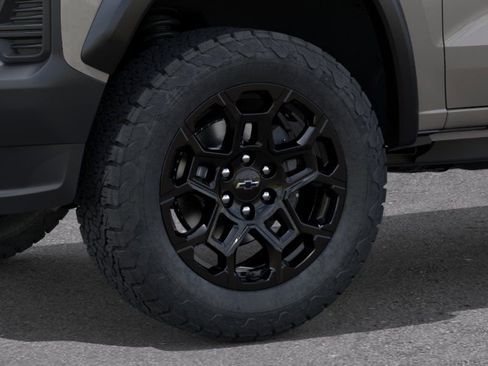 New 2026 Chevrolet Colorado Trail Boss AWD/4WD image 9