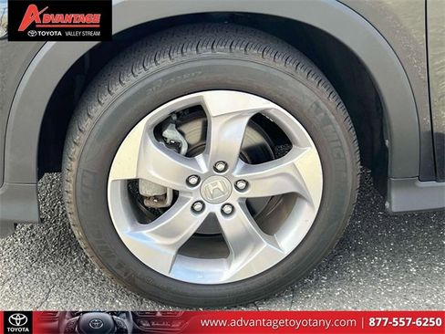 Used 2022 Honda HR-V LX image 14