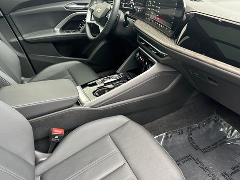 Certified 2025 Audi Q5 Premium Plus w/ Premium Plus image 16