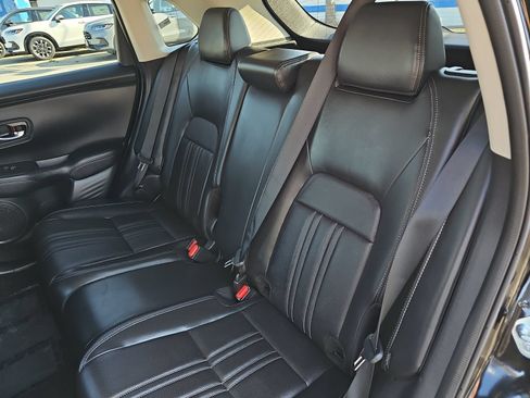Used 2024 Honda HR-V EX-L image 13