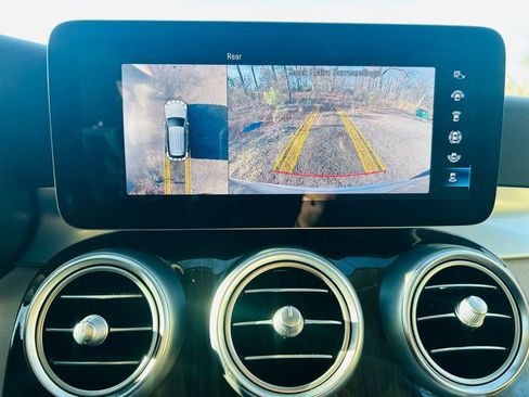 Used 2021 Mercedes-Benz GLC 300 GLC 300 image 30