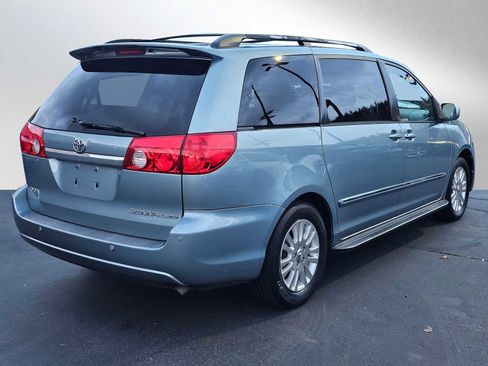 Used 2009 Toyota Sienna XLE Limited image 7