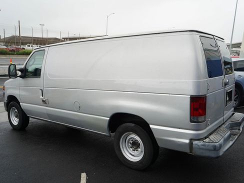 Used 2013 Ford E-150 and Econoline 150 w/ Insulation Pkg RWD image 20