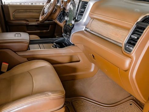 Used 2019 RAM 2500 Limited image 12