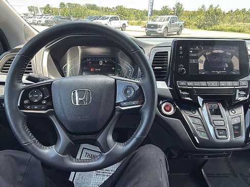 Used 2023 Honda Odyssey Touring image 26