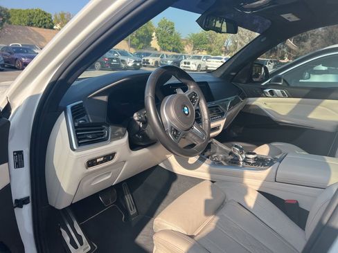 Used 2020 BMW X5 xDrive40i w/ M Sport Package AWD/4WD image 11
