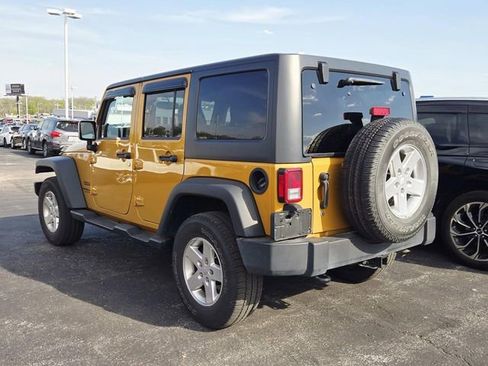 Used 2014 Jeep Wrangler Unlimited Sport w/ Quick Order Package 24S image 3