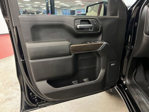 Used 2020 Chevrolet Silverado 1500 RST w/ All-Star Edition image 15