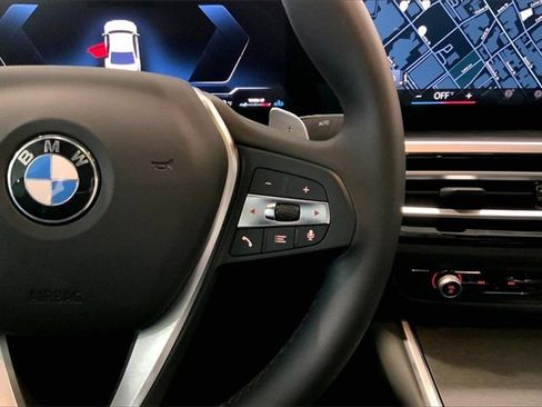 Used 2023 BMW 330i Sedan w/ Convenience Package image 15