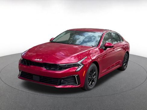 Used 2025 Kia K5 LXS image 7