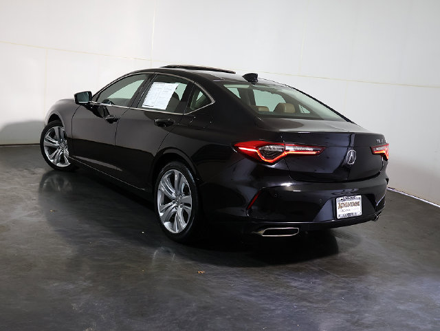 Used 2023 Acura TLX w/ Technology Package FWD image 2