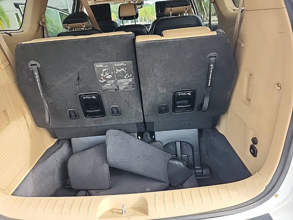 Used 2016 Kia Sedona SX FWD image 14
