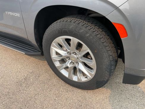 Used 2022 Chevrolet Tahoe Premier AWD/4WD image 3