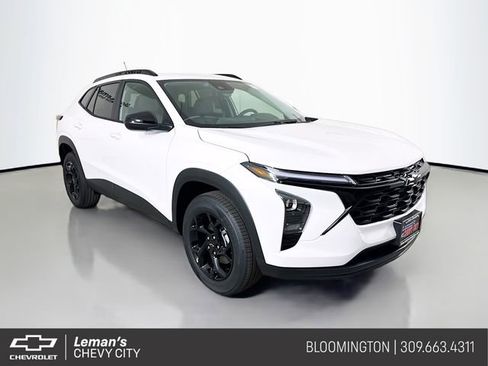 New 2026 Chevrolet Trax LT w/ Driver Confidence Package FWD image 1