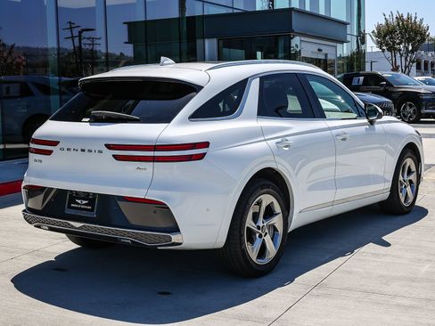 Used 2026 Genesis GV70 2.5T Advanced AWD/4WD image 6