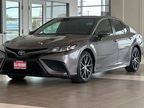 Certified 2023 Toyota Camry SE w/ Audio Upgrade Package FWD image 8