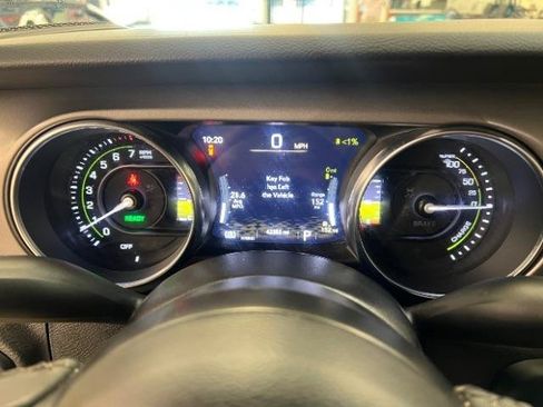 Used 2023 Jeep Wrangler Unlimited w/ Cold Weather Group AWD/4WD image 16