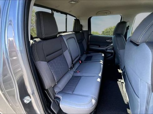 New 2026 Nissan Frontier SV w/ Tow Package AWD/4WD image 10