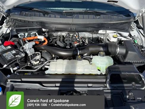 Certified 2025 Ford F150 Platinum AWD/4WD image 38