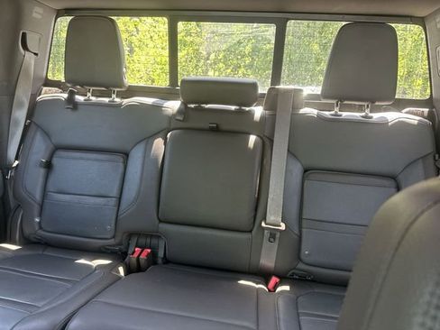 Used 2019 GMC Sierra 1500 Denali w/ Driver Alert Package II AWD/4WD image 30