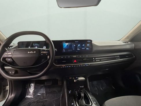 Used 2025 Kia K4 FWD image 10