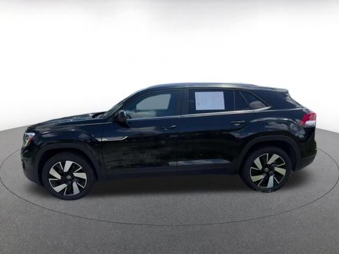 Used 2026 Volkswagen Atlas Cross Sport SE FWD image 9