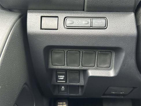 Used 2022 Nissan Frontier S image 21