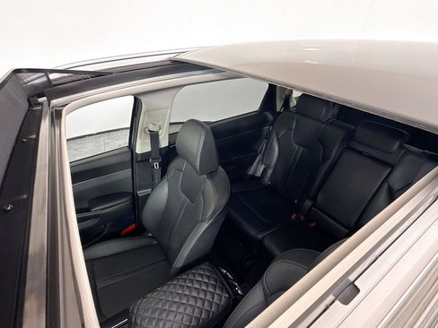 Used 2025 Kia Sorento S w/ Panoramic Sunroof Package FWD image 14