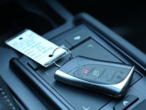 Used 2021 Lexus ES 350 F Sport w/ Accessory Package image 32