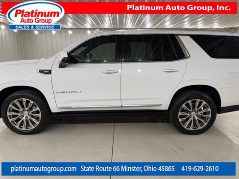 Used 2021 GMC Yukon Denali w/ Denali Premium Package AWD/4WD image 2