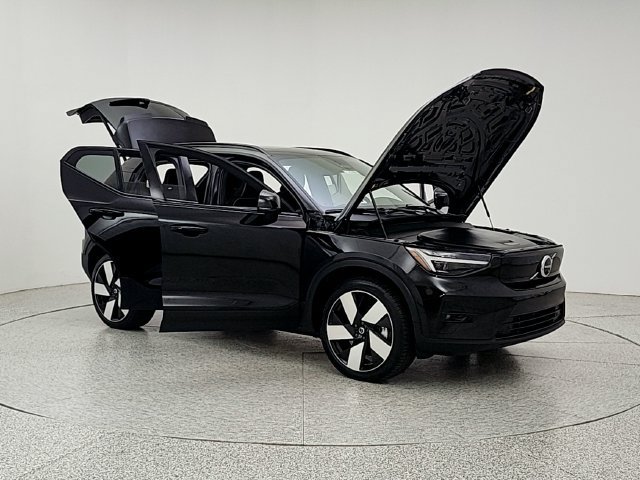 Certified 2023 Volvo XC40 Recharge Ultimate w/ Protection Package Premier AWD/4WD image 10