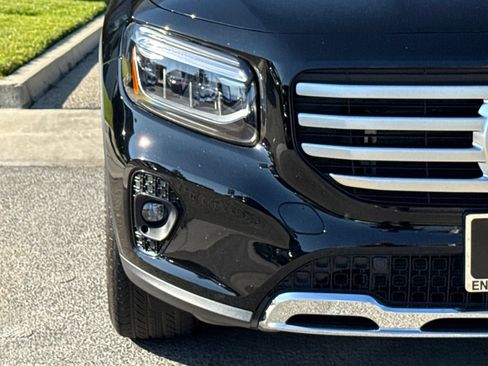 Used 2026 Mercedes-Benz GLB 250 image 7