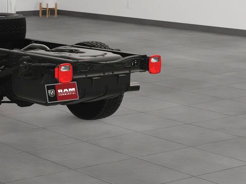 New 2025 RAM 3500 Tradesman AWD/4WD image 16