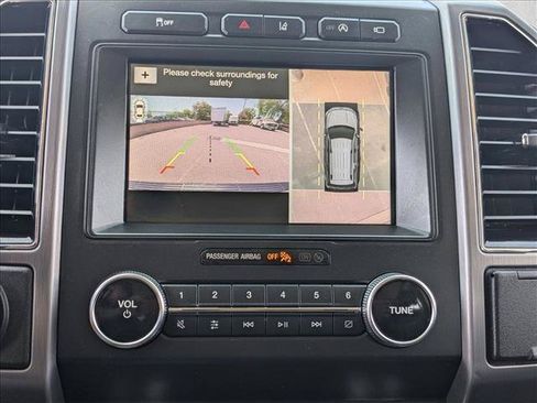 Used 2019 Ford Expedition Platinum RWD image 14
