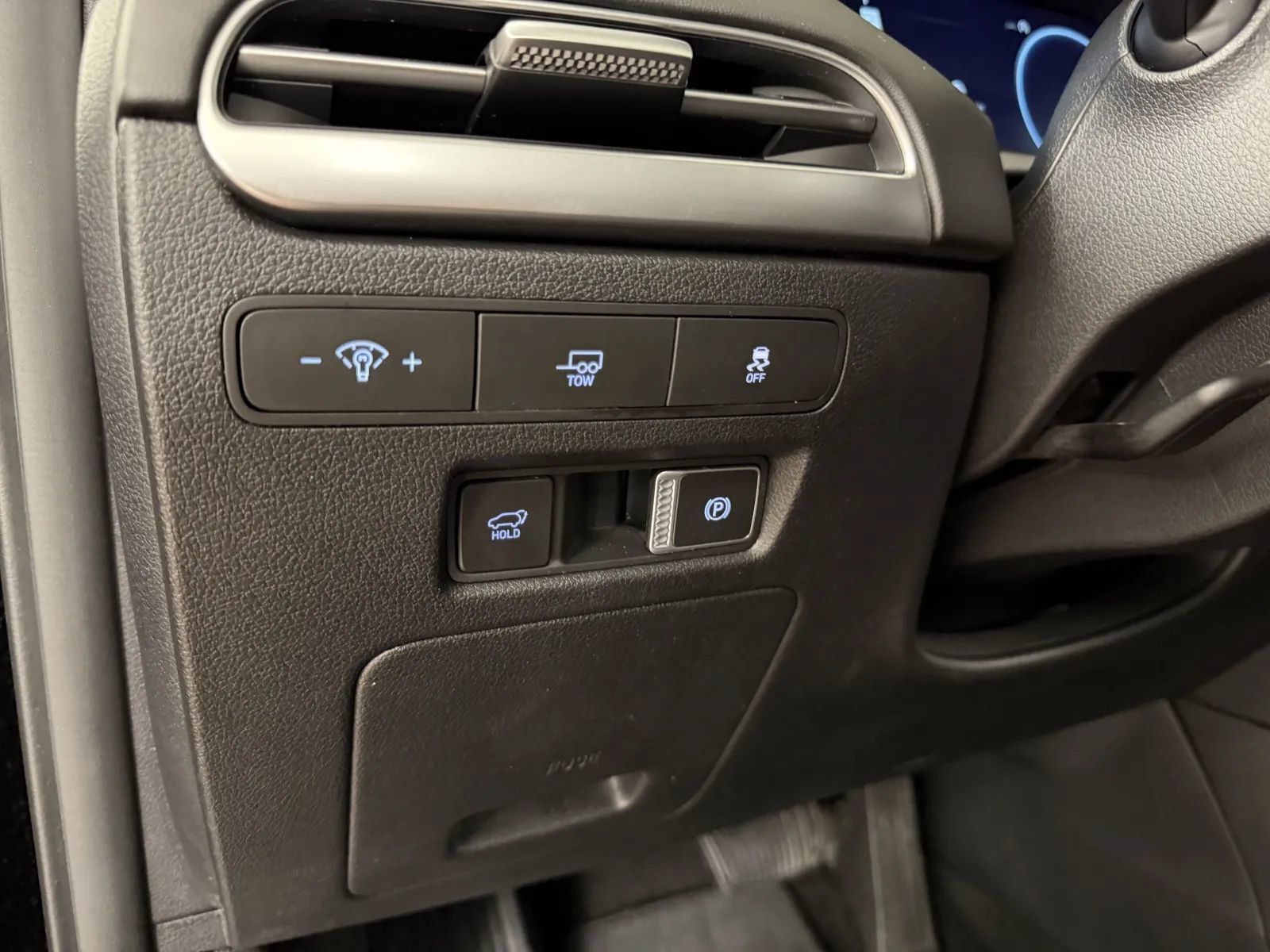 Used 2025 Hyundai Palisade SEL AWD/4WD image 16